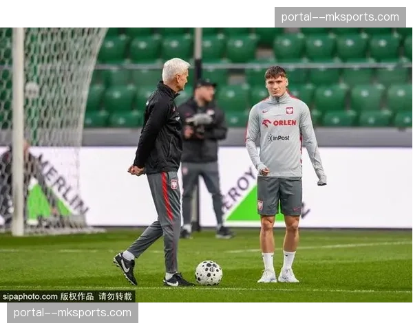 奎因奥内斯双能卫属性 青岛后场轮换获战术弹性